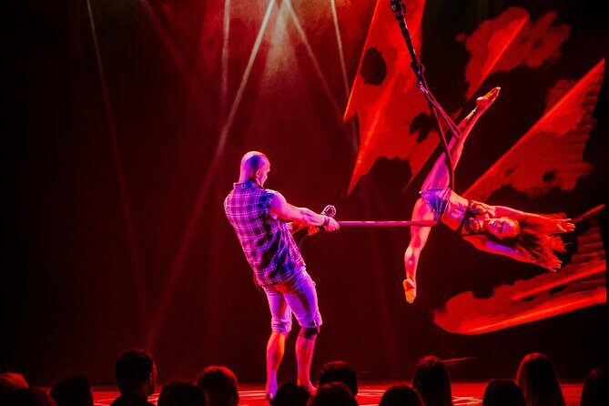 Adult Comedy Show & Cirque-Style Performance at Woolworth Theatre - So, should you book it?