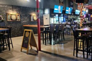 All Inclusive Nashville Pub Adventure - Lower Broadway: your fast orientation to Music City after dark