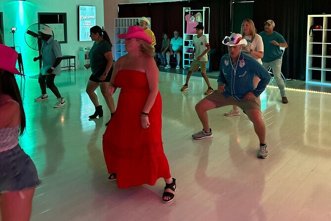 Beginner's Line Dancing Class with Instructor in Nashville - Who This Class Suits Best (And Who Might Want Something Else)