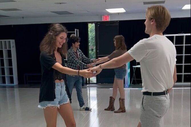 Beginner's Two Step and Country Swing Dancing Class - Where It Happens: The Studio Setup Makes Participation Easier