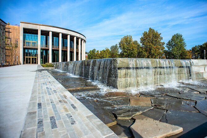 Best of Nashville City Sightseeing Tour on Double Decker Bus - Centennial Park and the Parthenon replica: big-at-a-glance, easy to revisit