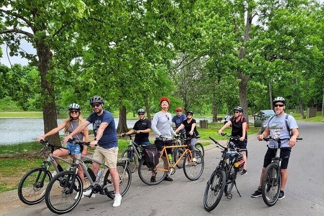 Downtown Nashville's Hidden Gems E-bike Tour - The Gulch: from railroad working streets to today’s restaurant blocks