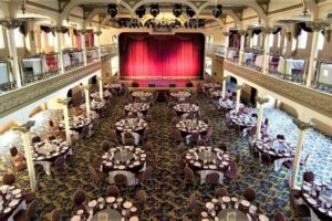 General Jackson Showboat Lunch or Dinner Cruise in Nashville - The Cumberland River cruise: skyline views and a bridge photo stop