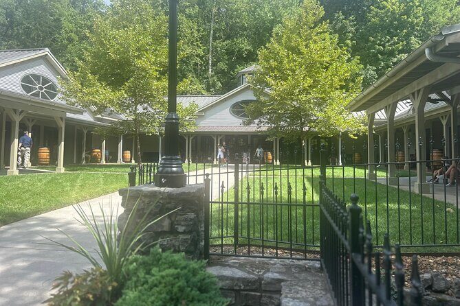 Jack Daniels Private Distillery and Dine Tour from Nashville - Who This Tour Fits Best (And Who Might Feel Limited)