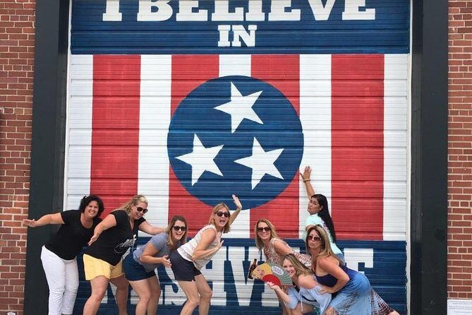Murals of Nashville Instagram Tour by Golf Cart - Midtown and the Root Beer Float idea for locals
