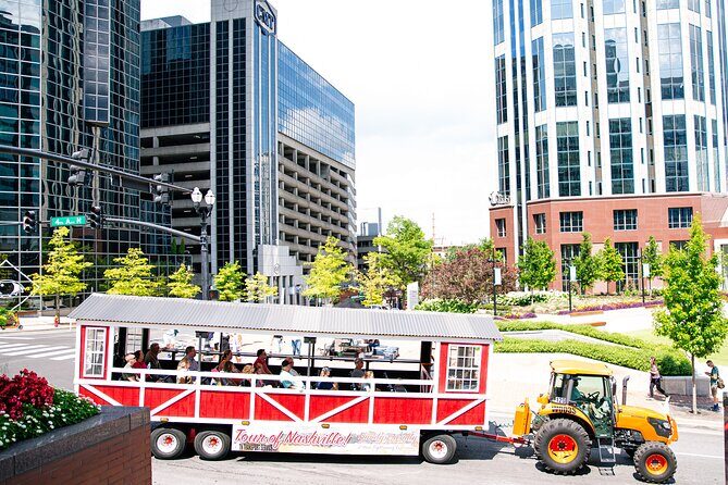 Narrated Sightseeing Tractor Tour of Nashville - Marathon Village and moonshine tasting: the stop that feels different