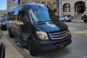 Nashville Airport Private Transportation for 6-13 Passengers - What happens after you land: greeting, loading bags, and boarding
