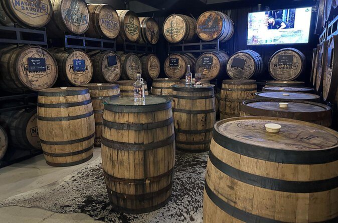 Nashville Barrel Co "Flight from the Barrel" Whiskey Tasting - Bottle vs Barrel: How the Thief Pour Helps You Taste Smarter