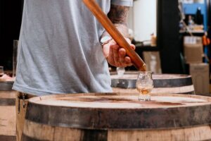 Nashville Barrel Co "Straight from Barrel" Tasting with Bottle - How the one-hour flow works (and how to get your money’s worth)