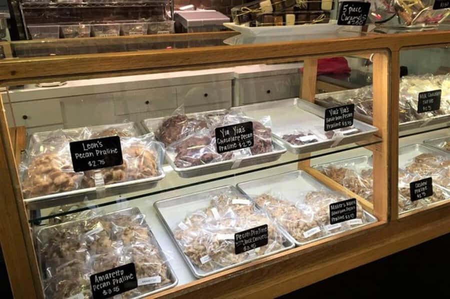 Nashville: Downtown Food, Drink and Sightseeing Walking Tour - The first stop: Southern sweets from a family business with big reach
