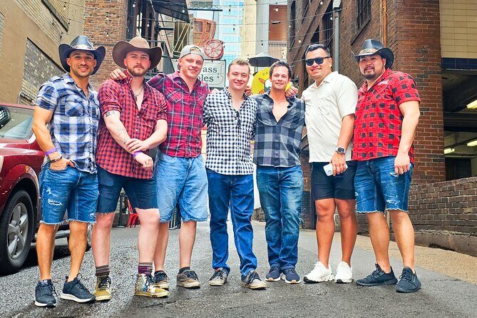 Nashville Drinkers & Thinkers Pub Crawl - Honky Tonk Central: the Lower Broadway bar sampler