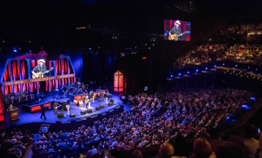 Nashville: Grand Ole Opry Show Ticket - Grand Ole Opry House: the stage that still feels like an event