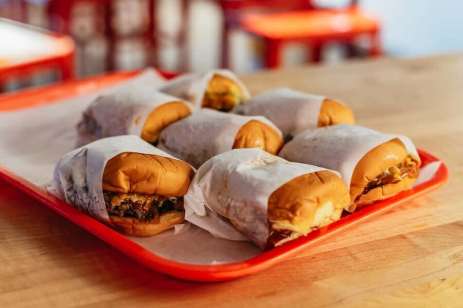 Nashville: Guided Foodie Walking Tour with Tastings - What the 3-Hour Food Route Really Feels Like