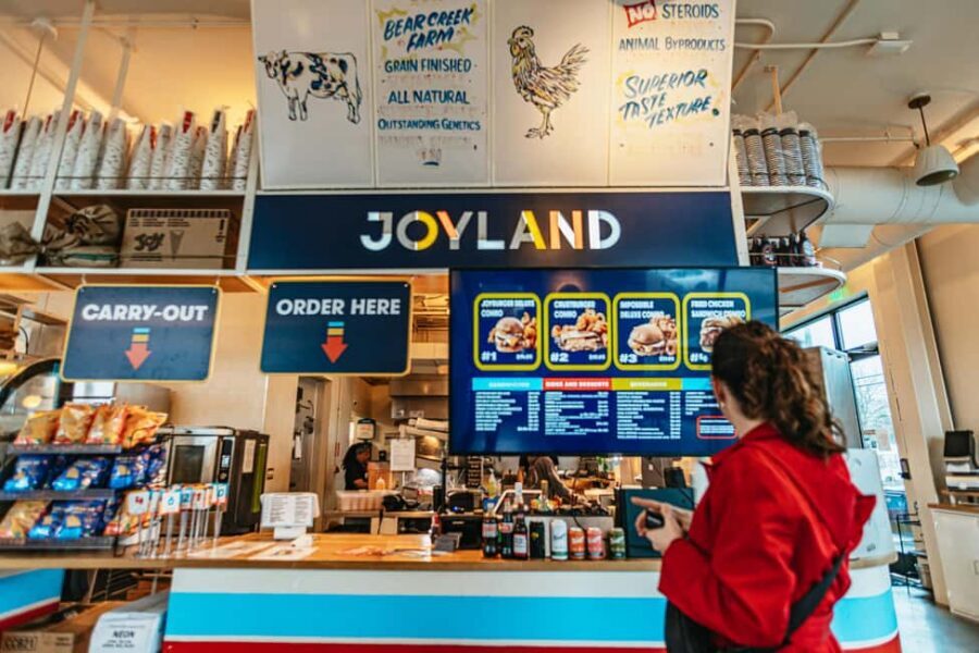 Nashville: Guided Foodie Walking Tour with Tastings - Food Hall Stop: Memphis-Style BBQ Sandwich Energy