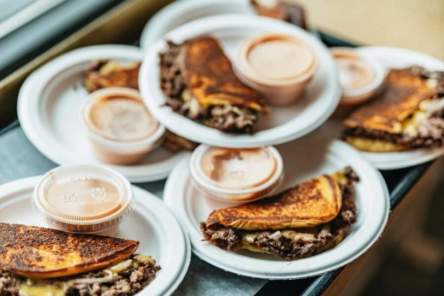 Nashville: Guided Foodie Walking Tour with Tastings - The Finale: A Secret Dish Loved by Southerners