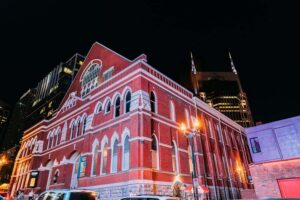 Nashville: Guided Ghost-Themed Walking Tour - What 90 minutes of Nashville haunt-hopping actually feels like