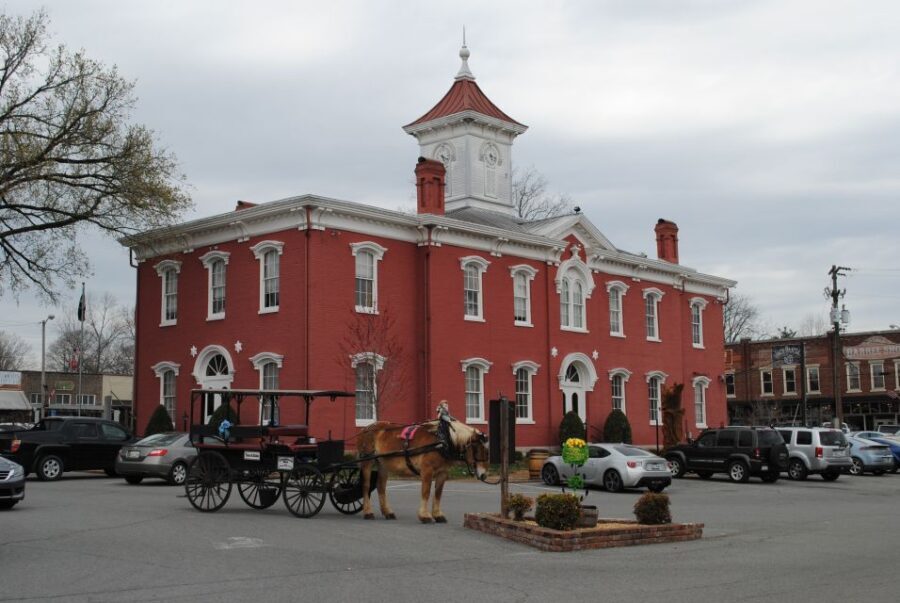 Nashville: Jack Daniel Distillery Day Trip with Tastings - Lynchburg lunch, shopping, and that slow-town change of pace