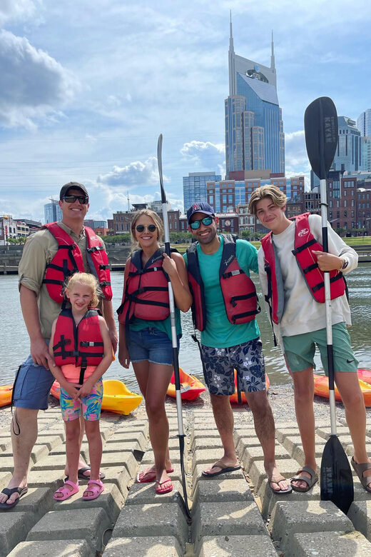 Nashville: Kayak Tour with Skyline Views - 75 minutes of paddling: bridges, birds, and a slower kind of sightseeing