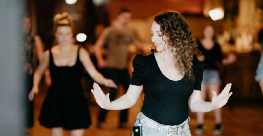 Nashville: Line Dancing Class with Keepsake Video - Why a Line-Dancing Class Belongs on Your Broadway Plan
