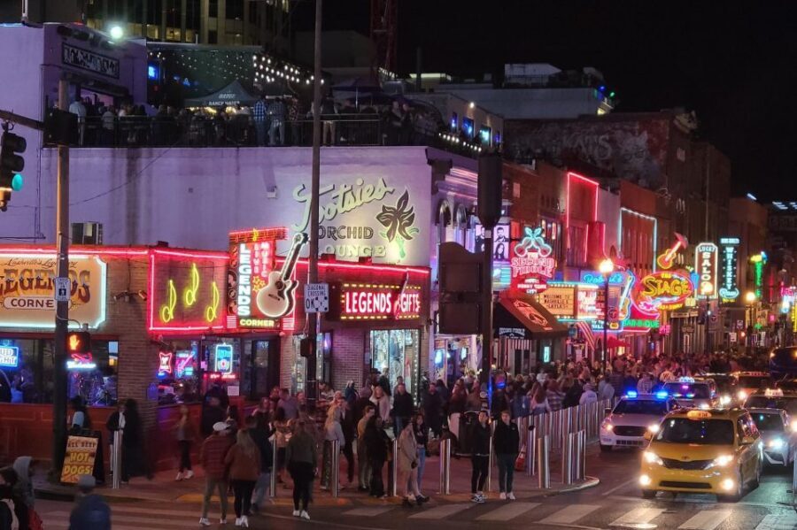 Nashville: Music City Nighttime Trolley Tour - Why this nighttime trolley works for Nashville