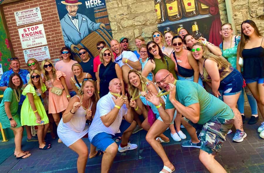 Nashville: Music City Pub Crawl - Why This Nashville Pub Crawl Feels Like the Right Kind of Chaotic