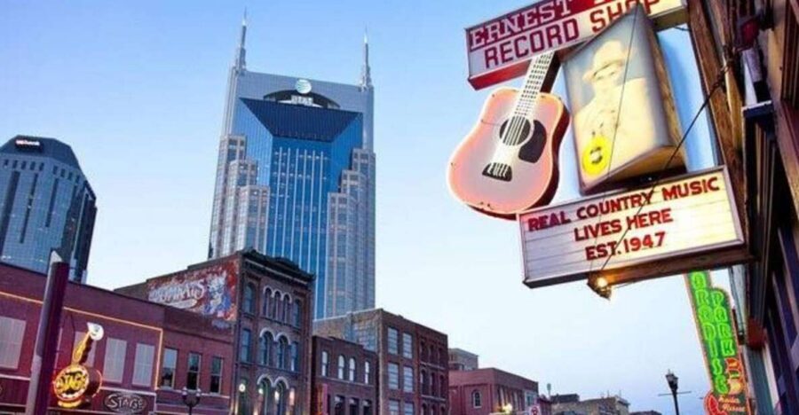 Nashville: Private City Tour with Local Singer-Songwriter - Price and value for a private group up to 6
