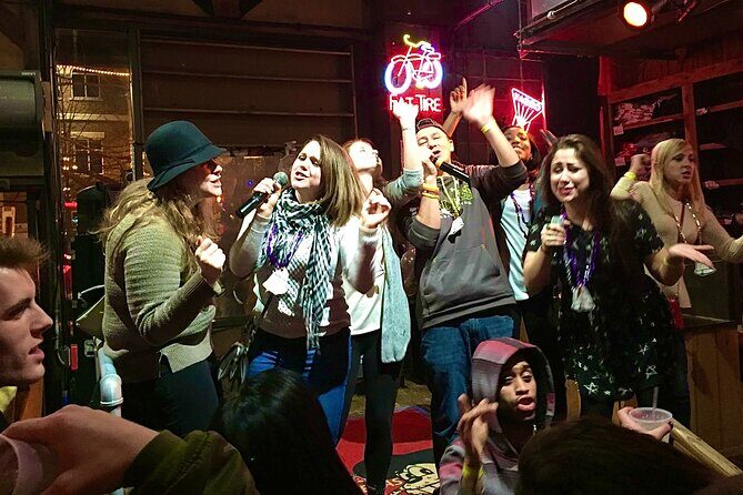 Nashville's Annual New Year's Eve Pub Crawl - Guides, Group Size, and the Fun-But-Organized Feel