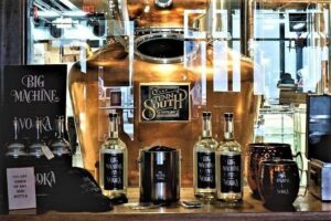 Nashville's Big Machine Distillery Guided Tour with Tastings - Stop 1: The tasting room setup and the store that ends the experience