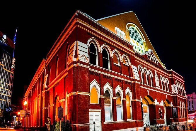 Nashville's Dark Secrets Murder & True Crime Haunted Ghost Tour - How the tour tells Nashville’s dark stories (and why it works)