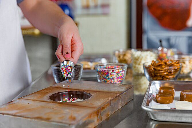 Nashville's Goo Goo Chocolate Tasting & Candy Making Class - Customizing your premium Goo Goo cluster: choosing ingredients and designing yours