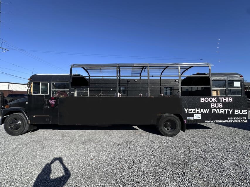 Nashville's Roofless Party Bus Tour / YeeHaw Party Bus - Finding the black gate on 69 Trimble St