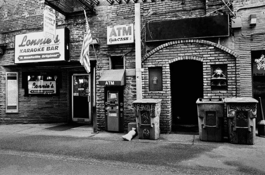 Nashville's Speakeasy Secrets: True Crime Tasting Pub Crawl - Should You Book Nashville Speakeasy Secrets?