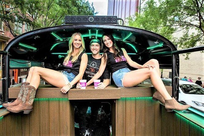 Nashville's Wildest Honky Tonk Public Party Bus (21+) - Crowd, Music, and the Reality of a Public 21+ Party