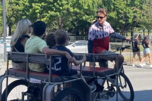 Private Bike Taxi Tour: Nashville’s Downtown and Hidden Gems - Getting on board: meeting at the Country Music Hall of Fame area