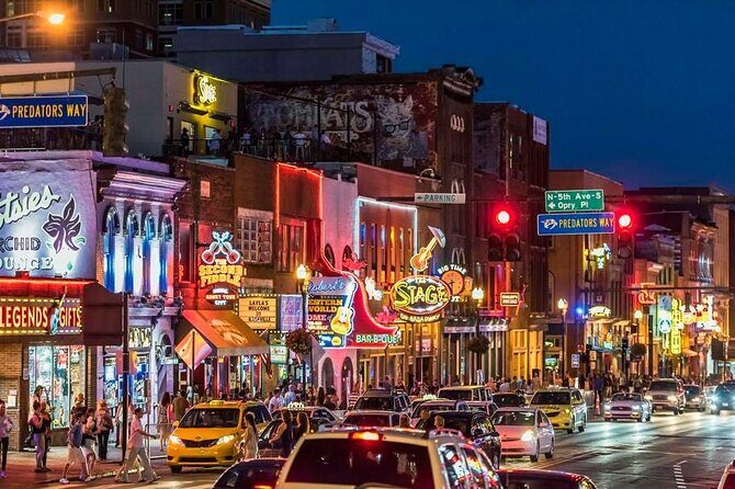 Private transfer to Nashville Airport and Hotel - Inside the vehicle: comfort, Wi‑Fi, and the chauffeured difference