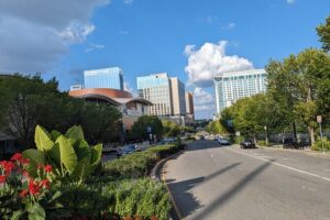 Self Guided Adventure Game Walking Tour - Where You Start at 100 Demonbreun St (and Why It Helps)