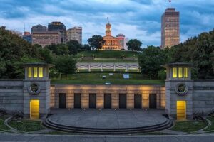 The Ghosts of Nashville Night-Time Walking Tour - Stop 1: Tennessee State Capitol and Civil War Hauntings